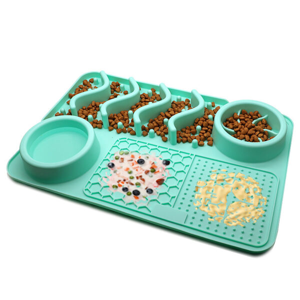 83207717-d72c-424d-bc15-0ddfb8cbb958.jpg Dog Silicone Licking Pad Pet Licking Mat Silicone Smelling Mat Multifunctional Food Bowl Pets Supplies