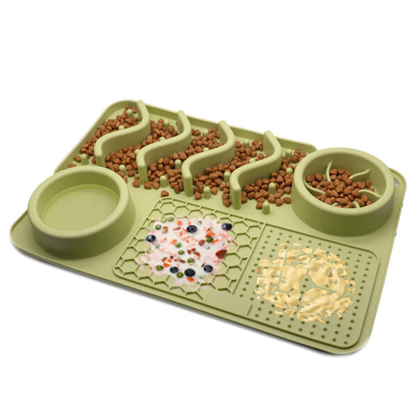 b0d2bb4b-0fe2-4ca1-a386-f315dea5e875.jpg Dog Silicone Licking Pad Pet Licking Mat Silicone Smelling Mat Multifunctional Food Bowl Pets Supplies